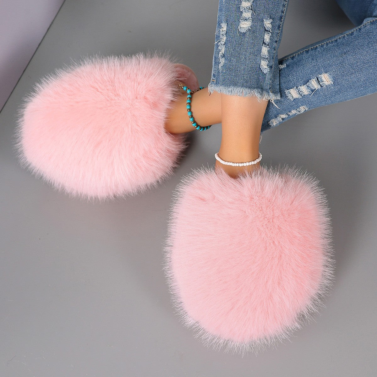 Solid-color fluffy big slippers